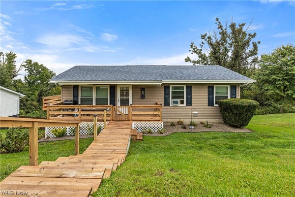 62120 ROLLING HILLS LN, SHADYSIDE, OH 43947 - Image d621c8a3e226ca6cc07e66625cc9f22f/105084363