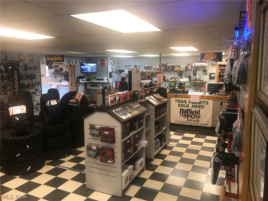 Mineral Wells, West Virginia 26150, United States, ,Residential,Pending,76220