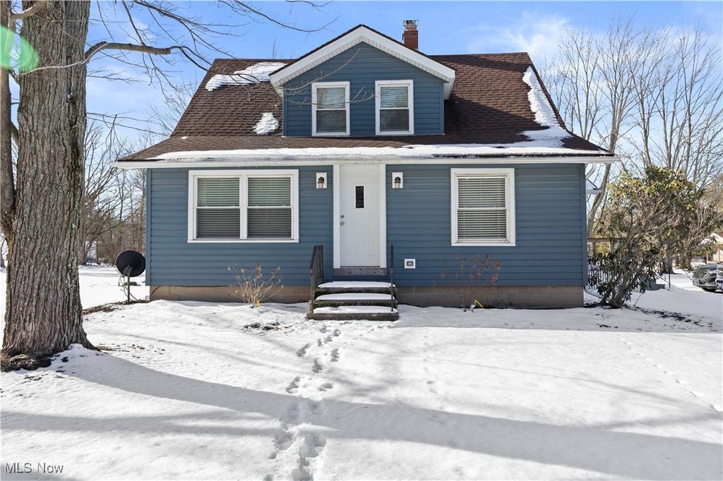 Photo of 8010 Baumhart Road, Amherst, OH 44001 (MLS # 5183087)