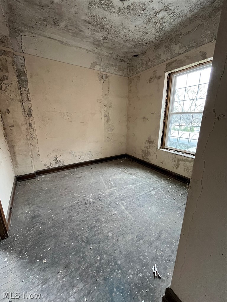 Ashtabula - Commercial Sale