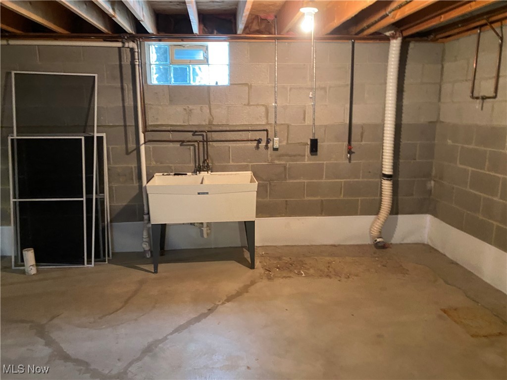 6234 W 54th Street, Parma, Ohio image 37