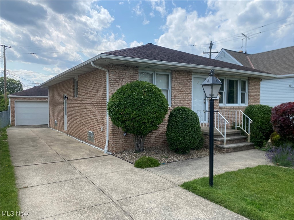 6234 W 54th Street, Parma, Ohio image 1