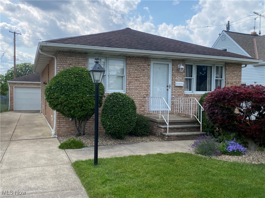 6234 W 54th Street, Parma, Ohio image 49