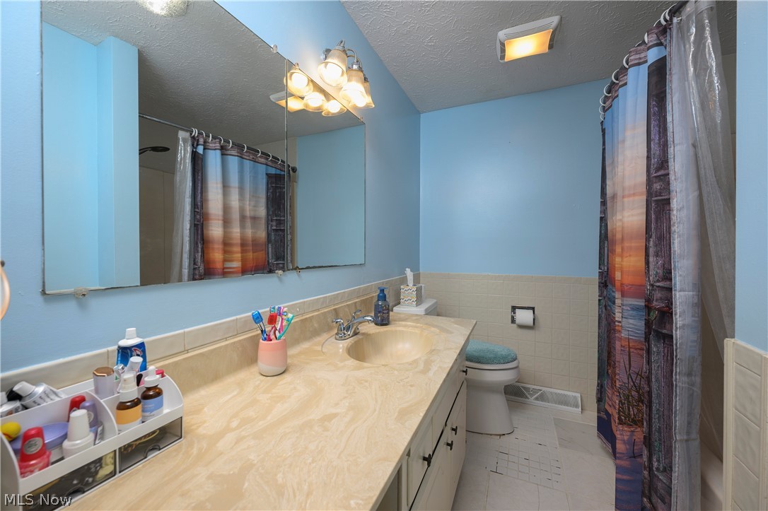 Wilkshire Hills Edgewood Acres - Residential