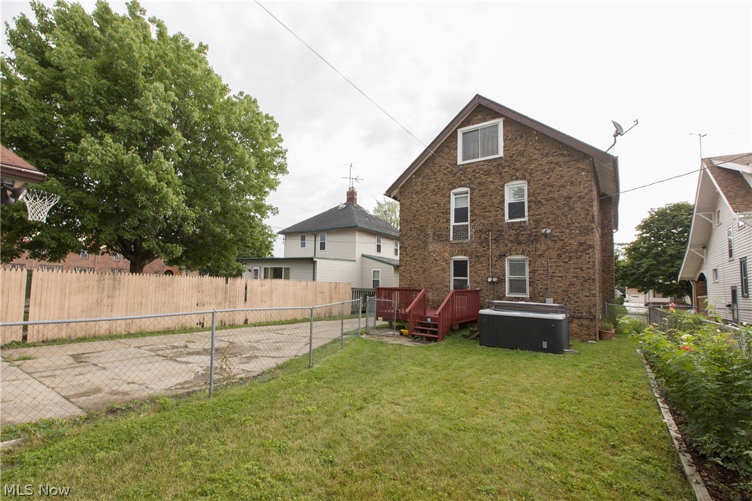 Madison View - Residential Income