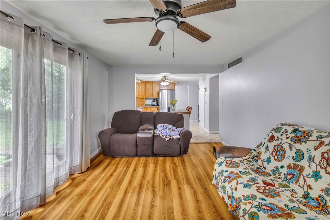 378 Stahl Avenue, Cortland, Ohio image 11