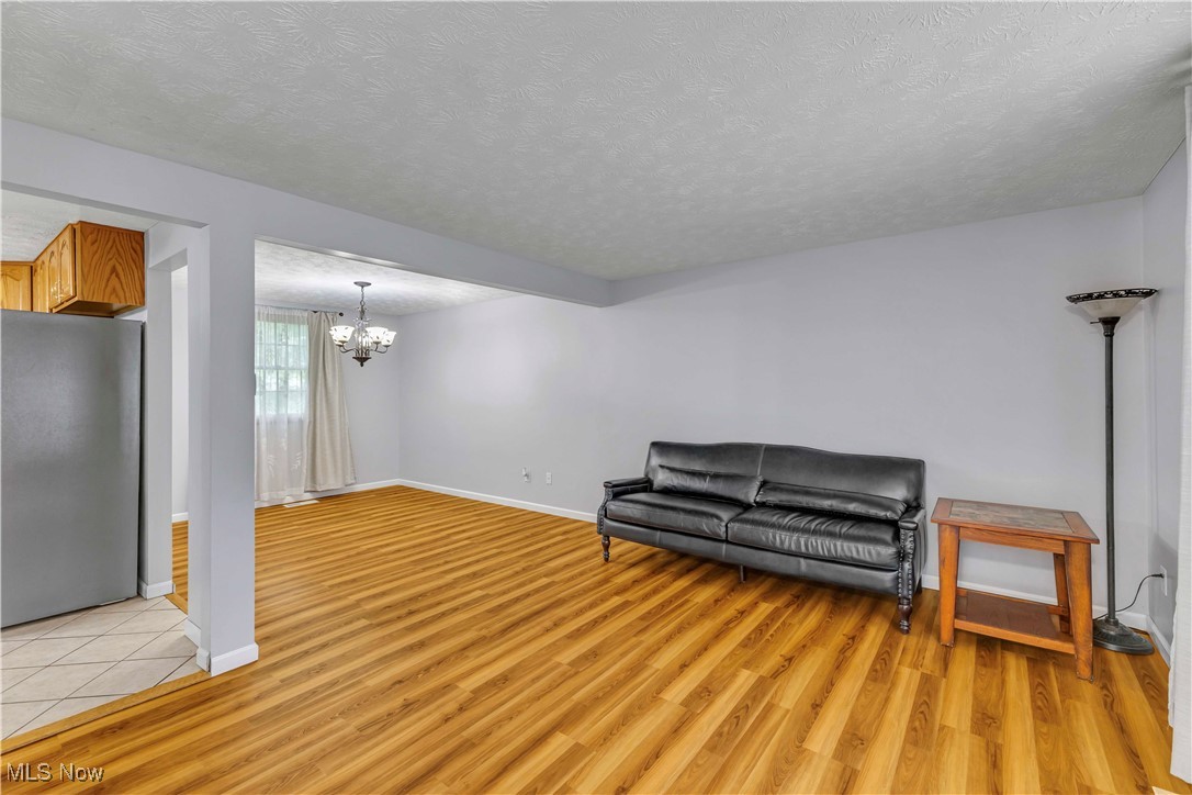 378 Stahl Avenue, Cortland, Ohio image 3