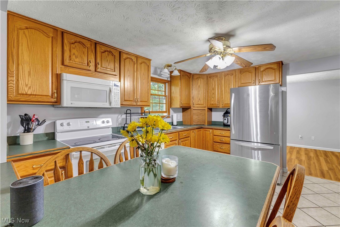 378 Stahl Avenue, Cortland, Ohio image 8