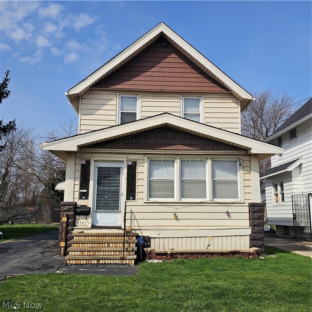 Photo of 3110 W 111th Street, Cleveland, OH 44111 (MLS # 5198179)