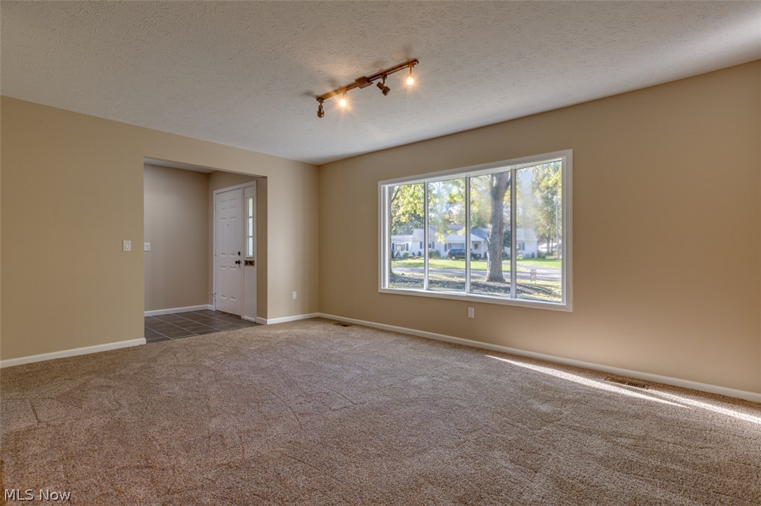 Mentor Foothill - Residential