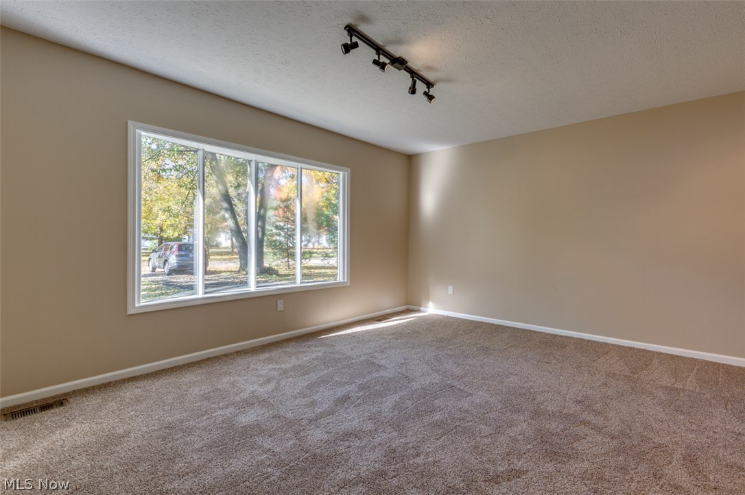 Mentor Foothill - Residential