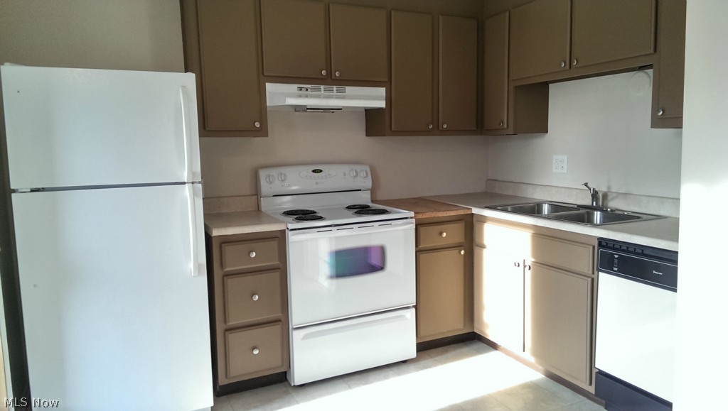 Huntington Park Condo - Residential Lease