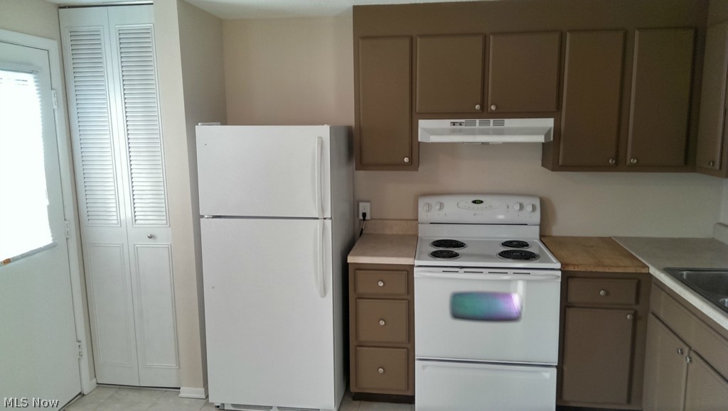 Huntington Park Condo - Residential Lease