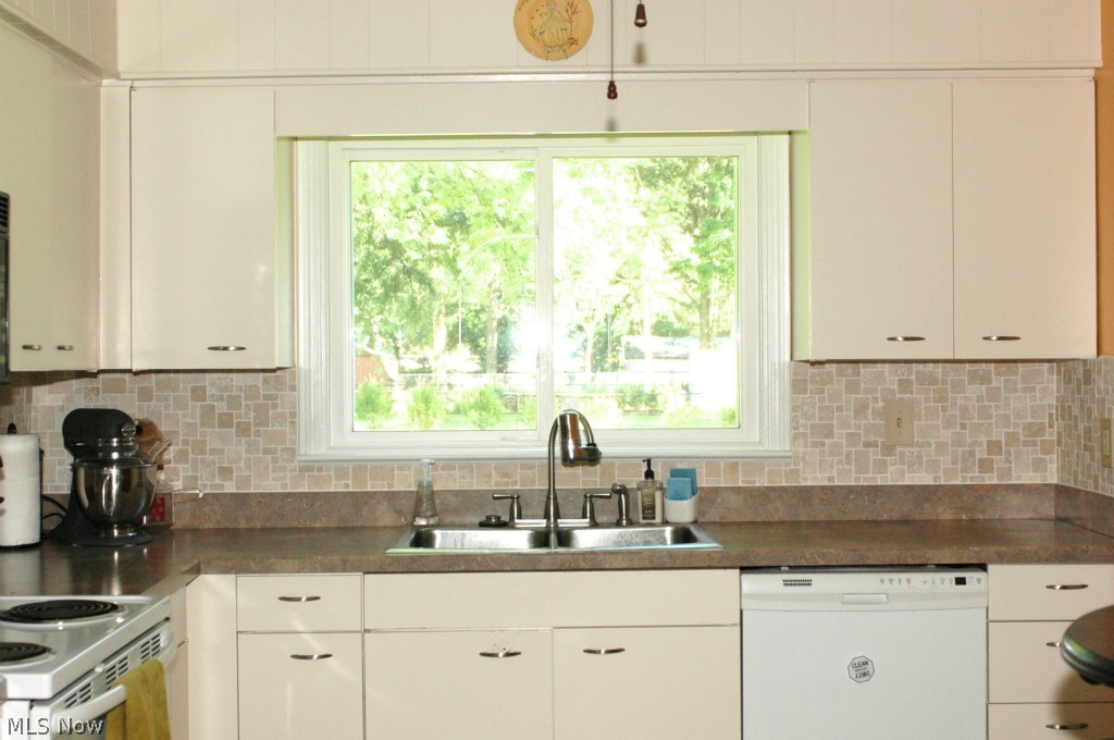 Lake Shore Blvd Estates - Residential