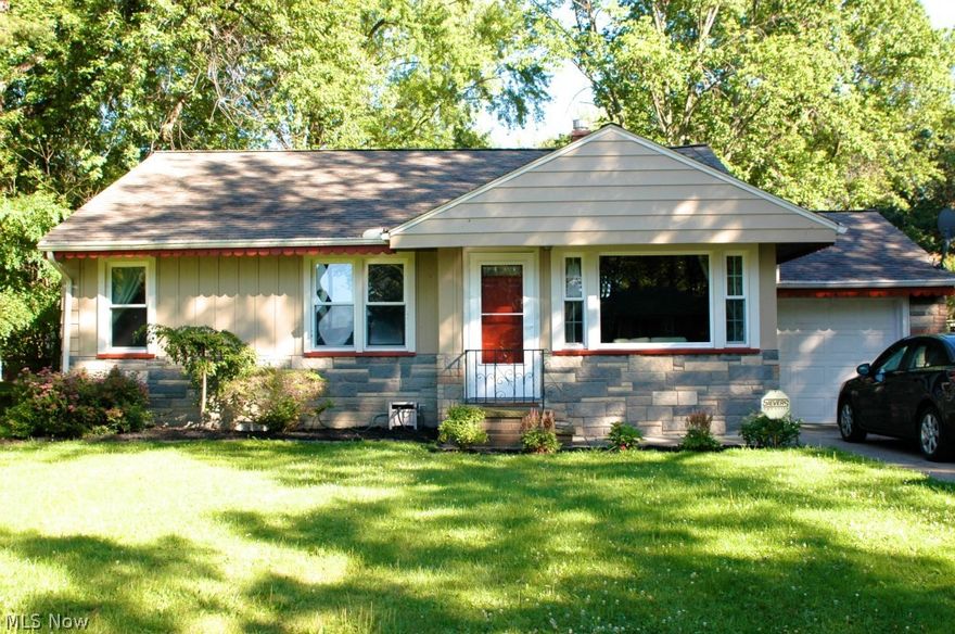 Beautiful Ranch featuring large landscaped fenced yard. Hardwood floors throughout. Range/oven, microwave, washer, dryer stay. Move right in freshly painted. Great view of lake and fine lake breezes