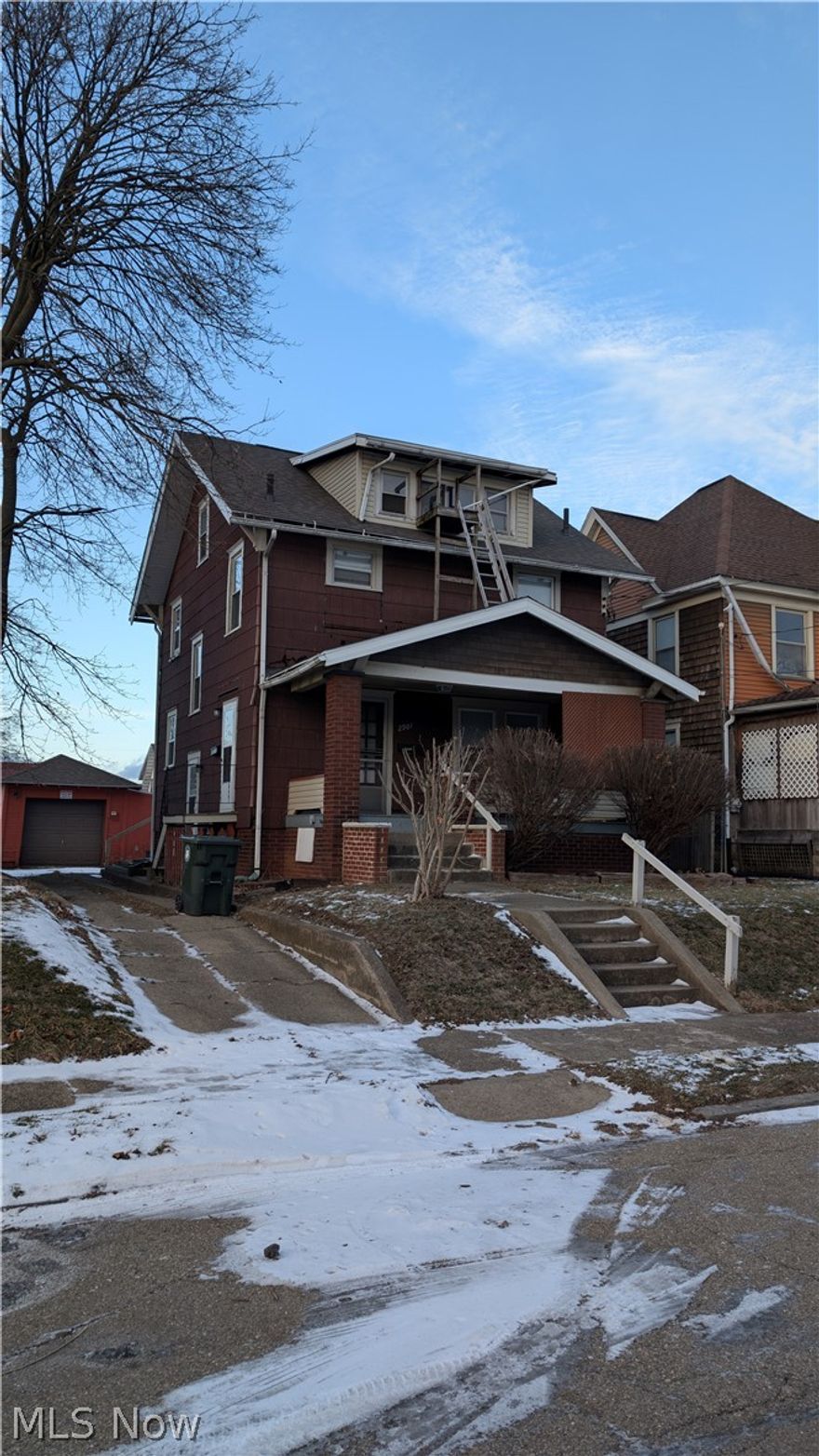 Rent-ready duplex in Canton! Both units are vacant and have just been cleaned and repaired, making this a great opportunity for owneroccupants or investors. Updates include new carpet throughout both units (installed February 2026), a brand-new roof in 2023, and a
garage roof repair completed in 2023. The garage in the back is rented separately, offering an additional income stream.
The property is being sold as-is. All repairs needed are exterior only, including a simple downspout reattachment near the third-floor fire
escape and some soffit that was blown off in recent wind storms. The interior is in great shape.
The electric is split, providing convenience for future tenants. The home has a strong rental history, and area market rents support
approximately $1,200+/month when fully rented.
Conveniently located near shopping, schools, and major routes, this duplex offers excellent long-term potential.