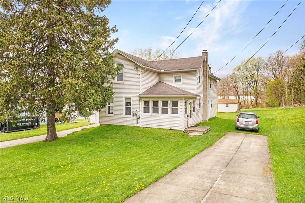 Photo of 228 S Portage St, Doylestown, OH 44230 (MLS # 5201530)