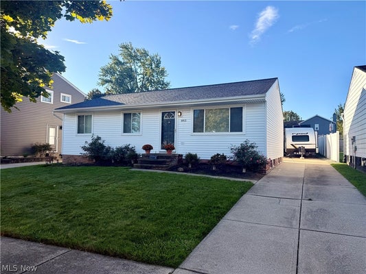 865 PELLEY DR, CLEVELAND, OH 44109 - Image d64756ce99d0caab0ee9d6be1f0b8344/2268468906