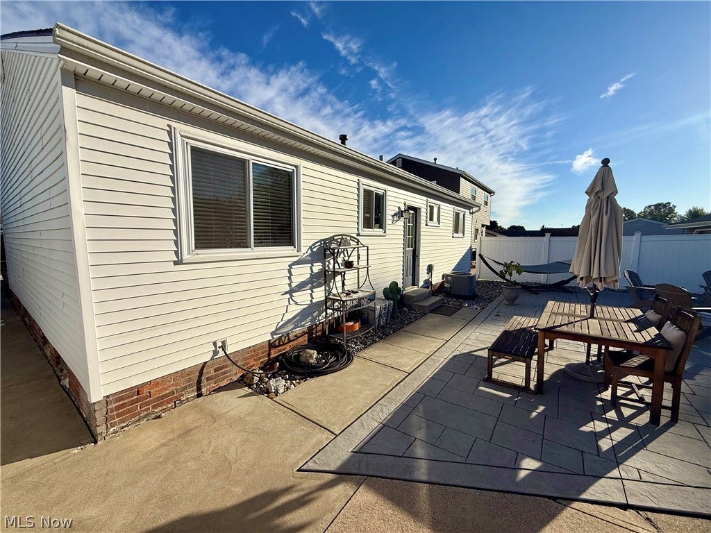 865 Pelley Drive