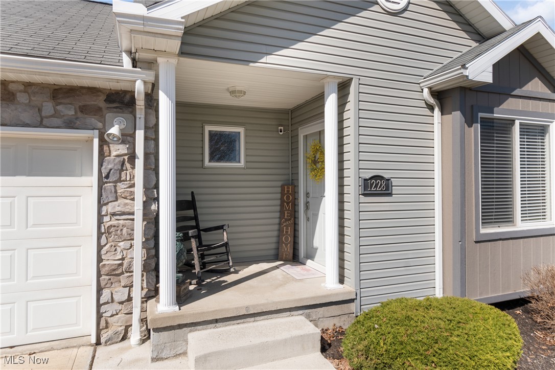 1228 Laila Lane, Wadsworth, Ohio image 2