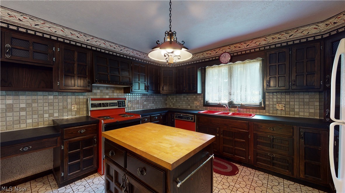 Mayfair Circle Estates - Residential