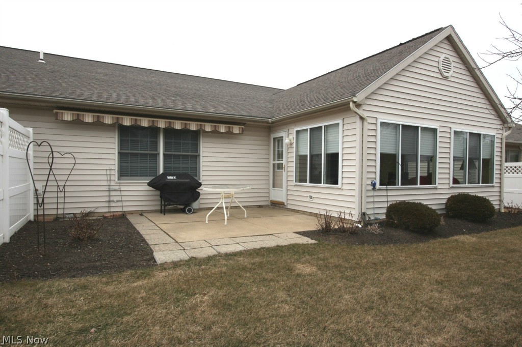 Lakefield Manor - Residential