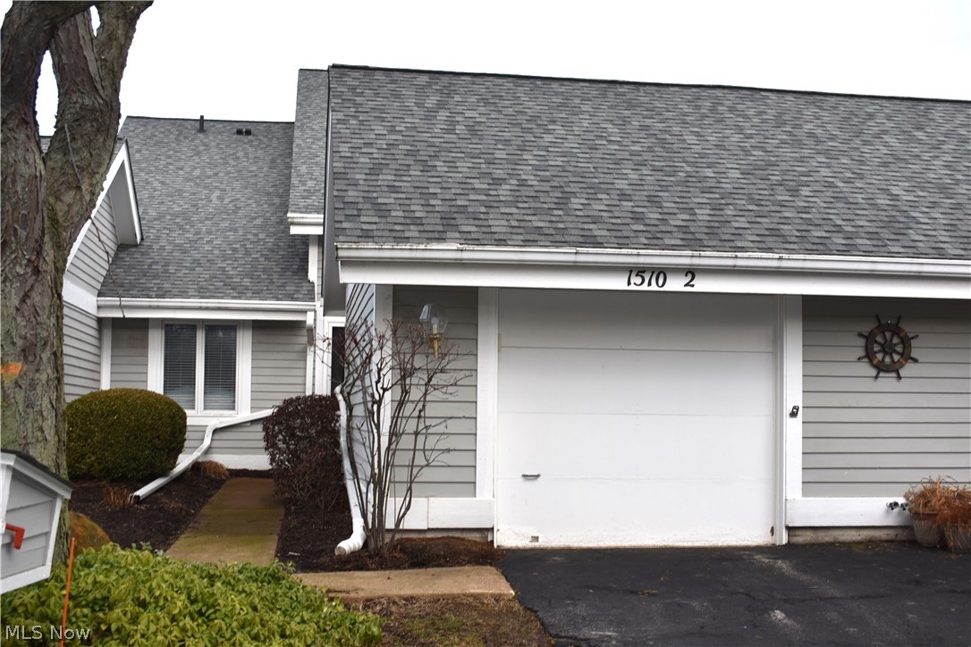 Beachwood Villa - Residential