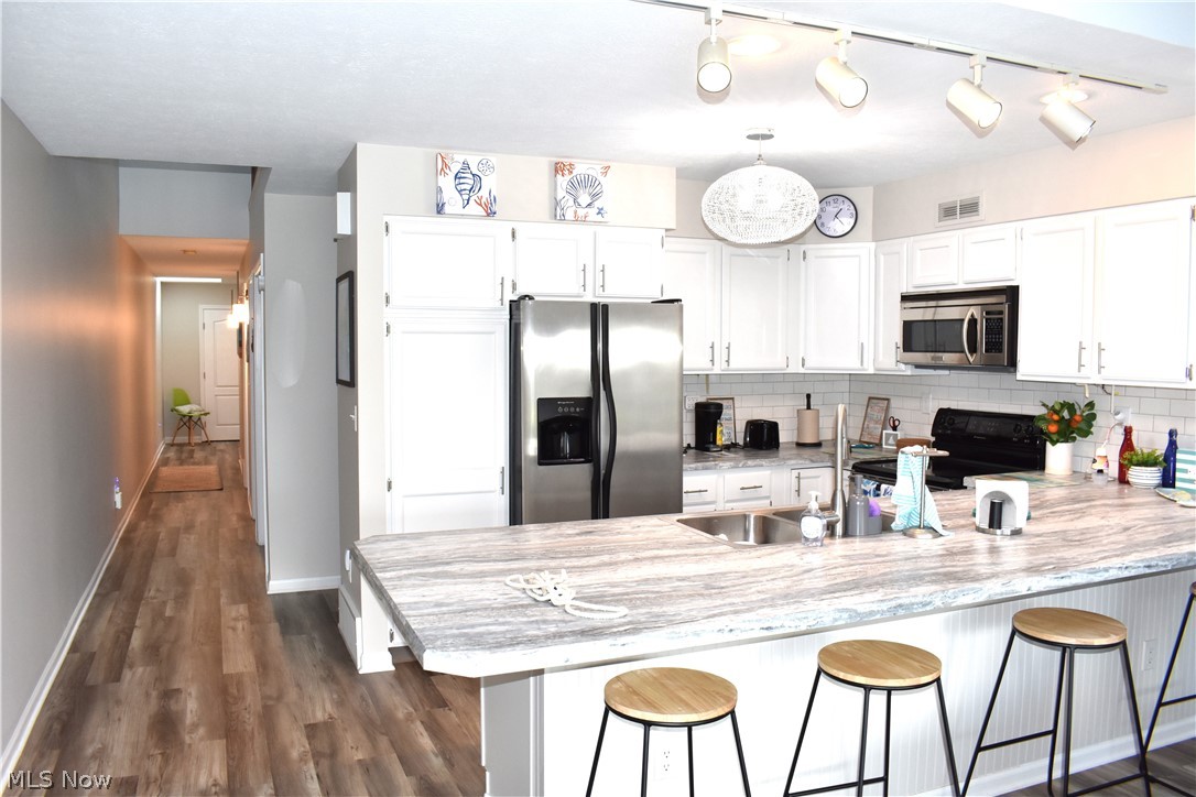 Beachwood Villa - Residential