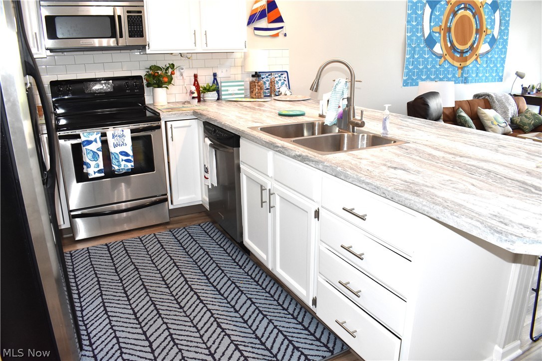 Beachwood Villa - Residential