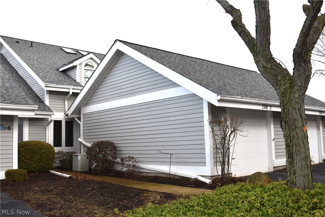 Beachwood Villa - Residential