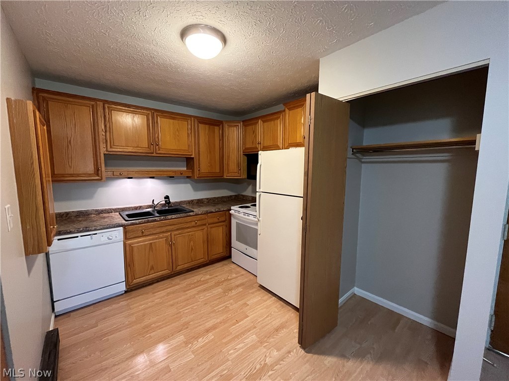 Housley - Residential Lease