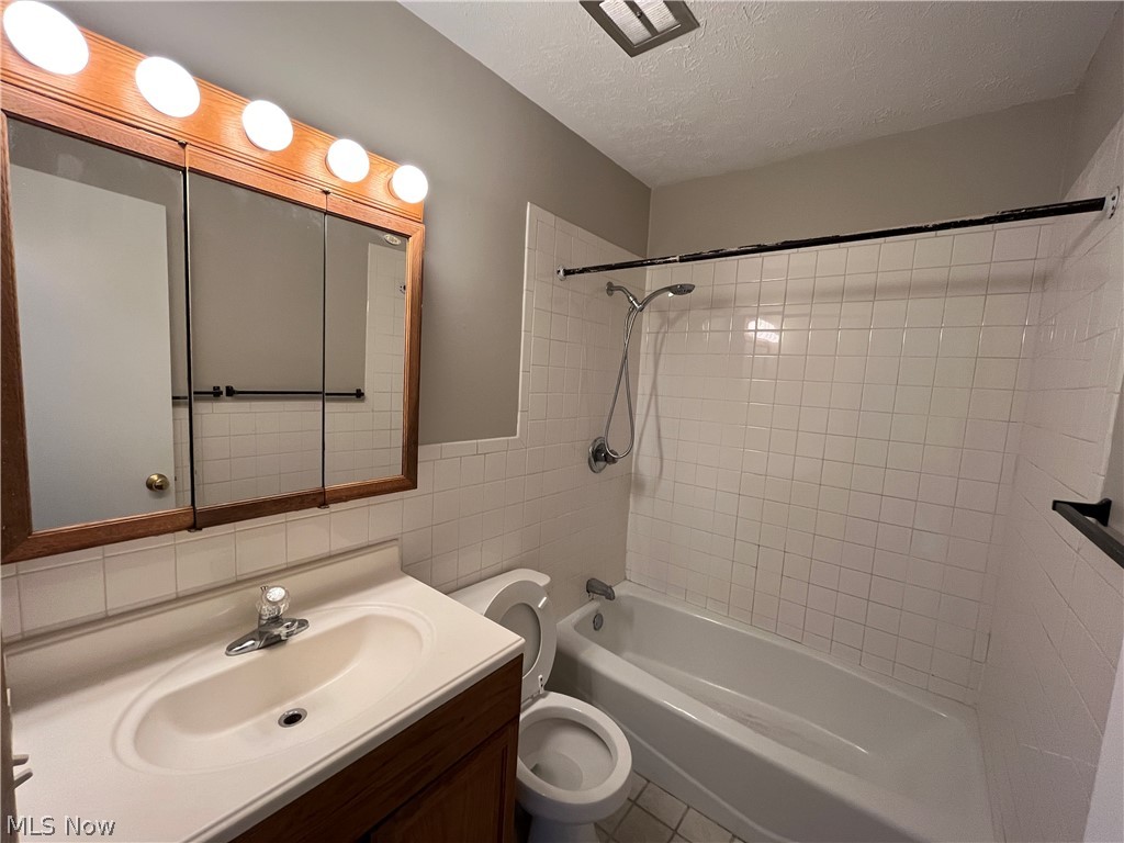 Housley - Residential Lease