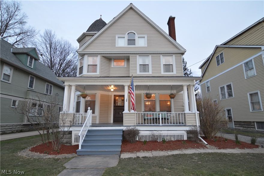Nested in a prime and highly desirable location in Lakewood. This beautiful home has charming woodwork throughout, the kitchen is brand new, comes with new cabinets, lighting and stone counter top, stainless steel appliances will stay. The upper floor contains four bedrooms, an office and a full bathroom. Need more space? The attic has been finished off with electrical run and ready, it is approximately 700sq ft. Contains a large closet and could be used as either the master bedroom or a guest floor.
Lot is extra deep (253ft) and comes fully fenced with a double detached garage. The roof was completely replaced in 2014 and has a transferrable warranty to the new owner. Boiler was installed in 2010 and was recently serviced. Hot water tank was installed 2015. Home warranty is provided for the new buyer of this gorgeous home.