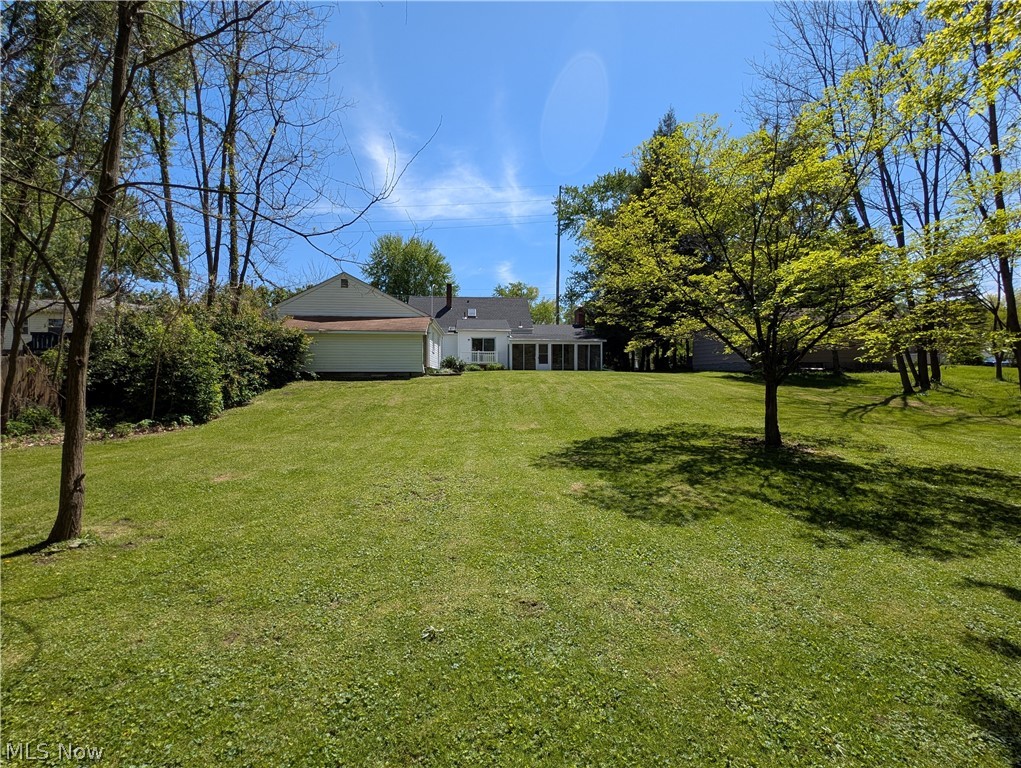1106 Warren Road
