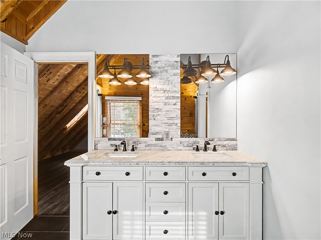 Village/Olmsted 03 - Residential