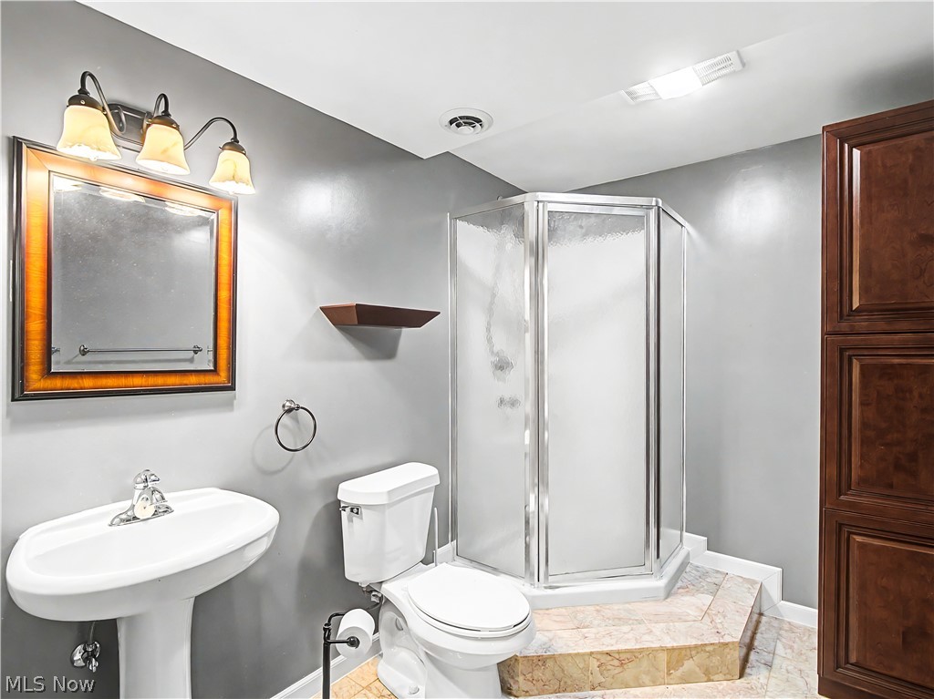 Village/Olmsted 03 - Residential