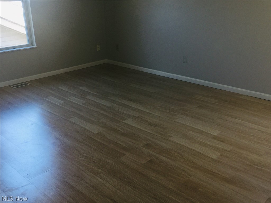 Mentor Beach Park 01 - Residential Lease