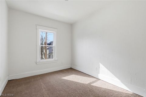 Tiny photo for 10525 Elk Avenue, Cleveland, OH 44108 (MLS # 5187494)