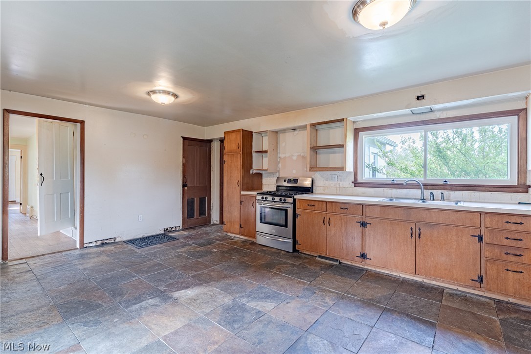 Avery Road - Residential