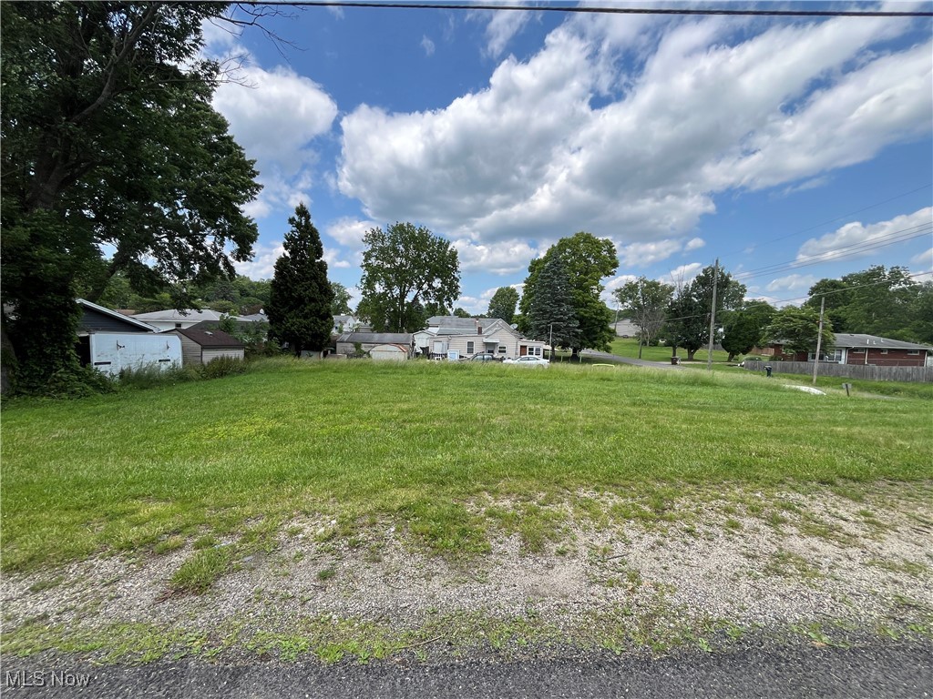 3037 Shelburn Avenue, Akron, Ohio image 4