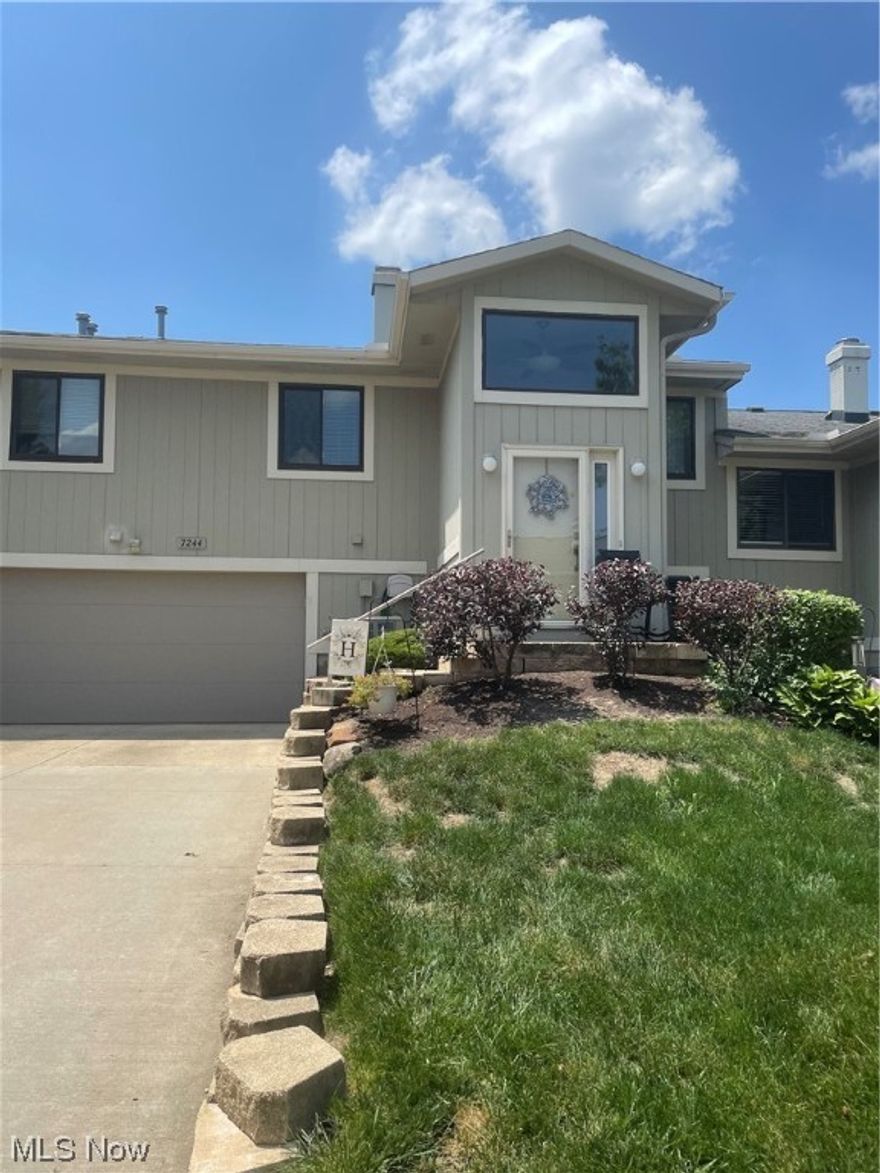 Beautifully updated Townhouse in desirable Lockwood Ridge Community! This spacious condo offers over 1700 sqft of living space with 2 Bedrooms, 1.5 Baths, new interior trim, doors & freshly painted throughout. Vaulted Living Room open to dining room and new vinyl flooring. Newer remodeled kitchen with all new cabinetry, granite counters, mosaic tile backsplash, stainless steel appliances & new wood flooring. Master Bedroom with walk-in closet & Full Main Bath has been updated with new ceramic shower & floors, granite vanity & new fixtures. The finished lower level includes large Family Room with floor to ceiling stone fireplace, half bath, laundry/utility room and access to your 2-car attached garage. Newer vinyl windows, hot water tank, and well maintained furnace. This community comes with access to club house, tennis courts, swimming pool, playground & stocked pond. This condo you don't want to miss out on!