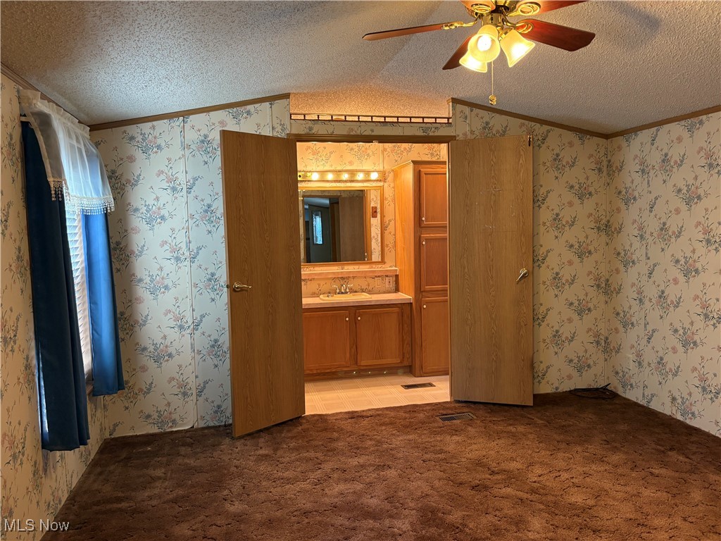 James place - Residential