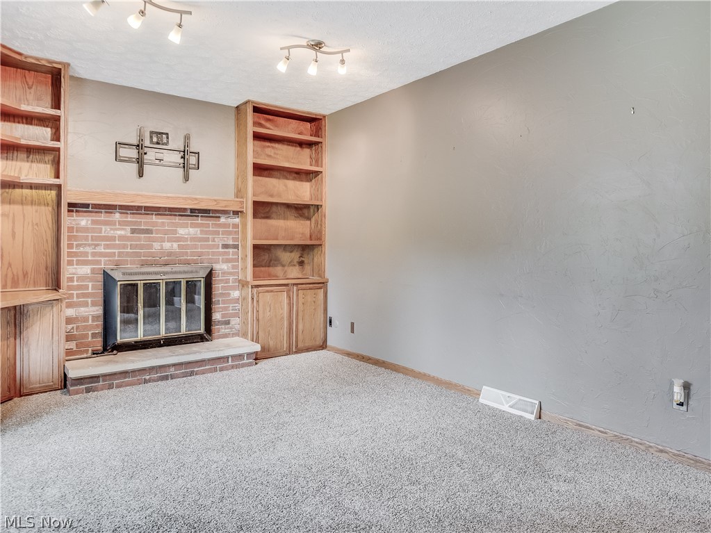 Tallmadge Woods - Residential