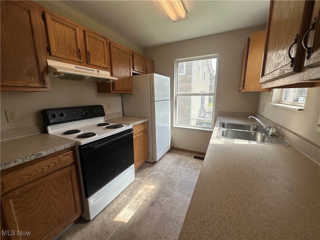 1012 W 34th Street, Ashtabula, Ohio image 7