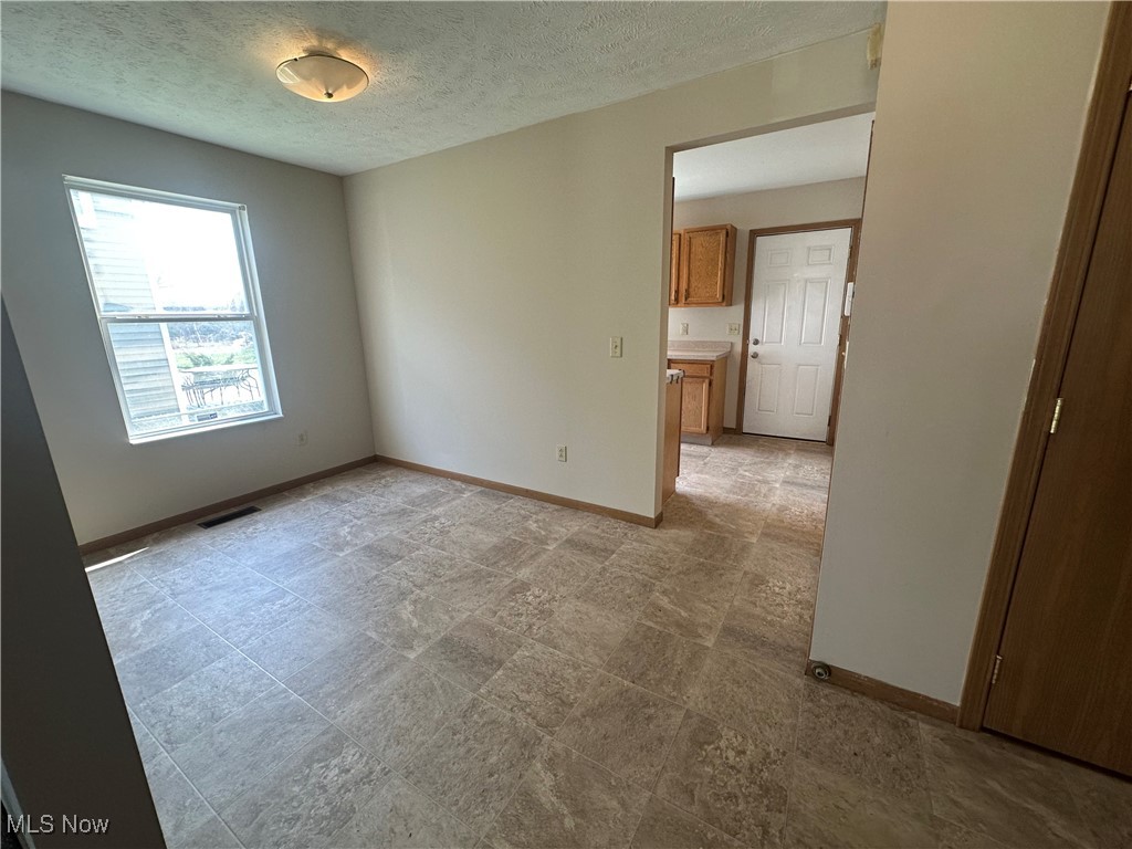 1012 W 34th Street, Ashtabula, Ohio image 5