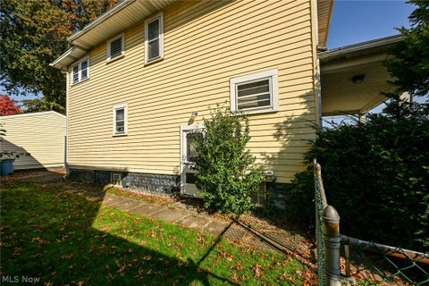 Tiny photo for 1560 2nd Street, Cuyahoga Falls, OH 44221 (MLS # 5255698)