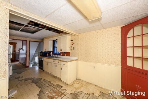 Tiny photo for 1560 2nd Street, Cuyahoga Falls, OH 44221 (MLS # 5255698)
