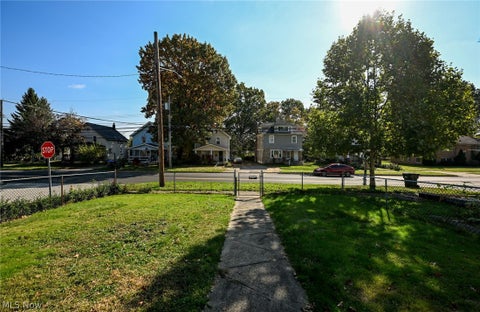 Tiny photo for 1560 2nd Street, Cuyahoga Falls, OH 44221 (MLS # 5255698)