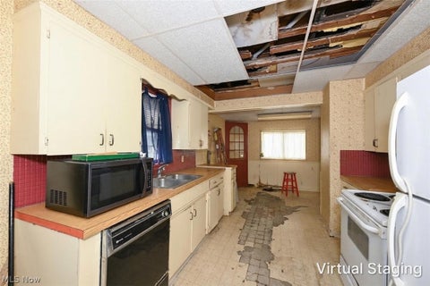 Tiny photo for 1560 2nd Street, Cuyahoga Falls, OH 44221 (MLS # 5255698)
