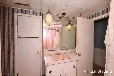 Tiny photo for 1560 2nd Street, Cuyahoga Falls, OH 44221 (MLS # 5255698)